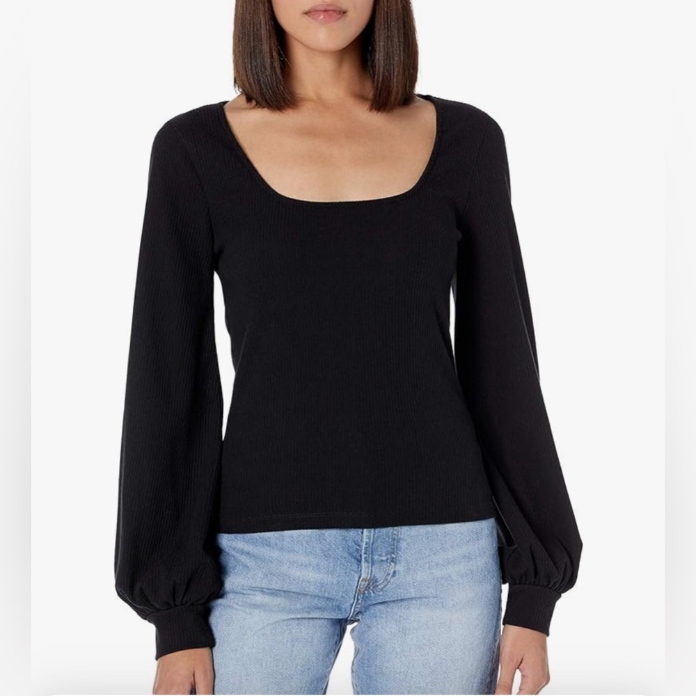 NWT- Stylish Cotton Ribbed 
Thick Black Elegant 
Square neck, long sleeve